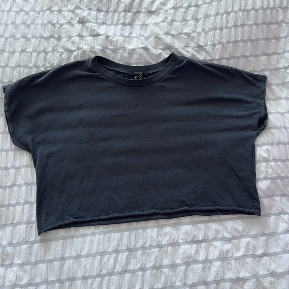Forever 21 Charcoal Tee - Picture 1 of 2